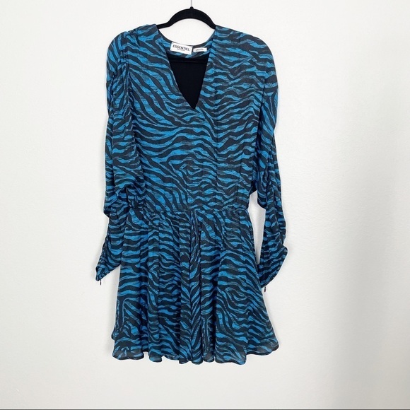 Essentiel Antwerp Wheelbarrow Tiger Print V Neck Dress Blue Mini Size 4 Casual - Picture 2 of 11